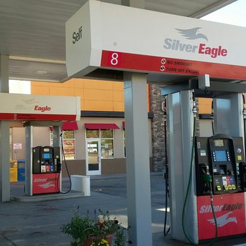 Silver Eagle Gas Station - Lots of gas pumps - Gas Stations Near Me - Elsinore, Utah