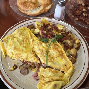 Joseph's Two Family Restaurant - Breakfast & Brunch Near Me - Waltham, Massachusetts