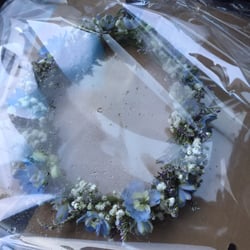Thrifty Florist - My perfect fresh flower crown!