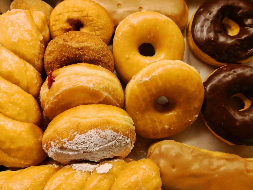 WINCHELL’S DONUTS 85 Photos & 93 Reviews 571 S Lake St, Pasadena