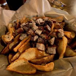 Hogan’s Irish Pub - Curry fries with sausage