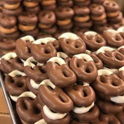 Mueller Chocolate - Double Dipped Chocolate Covered Pretzels at Mueller Chocolate Co