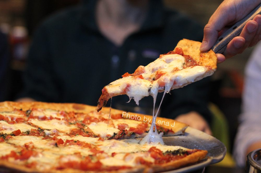 Social spots from Pizza House