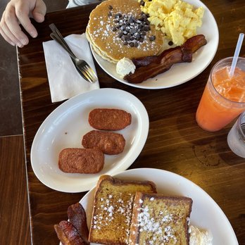 Kihei Caffe Lahaina - 2-2-2 - Breakfast & Brunch Near Me - Lahaina, Hawaii Kihei Caffe Lahaina - 2-2-2 - Breakfast & Brunch Near Me - Lahaina, Hawaii