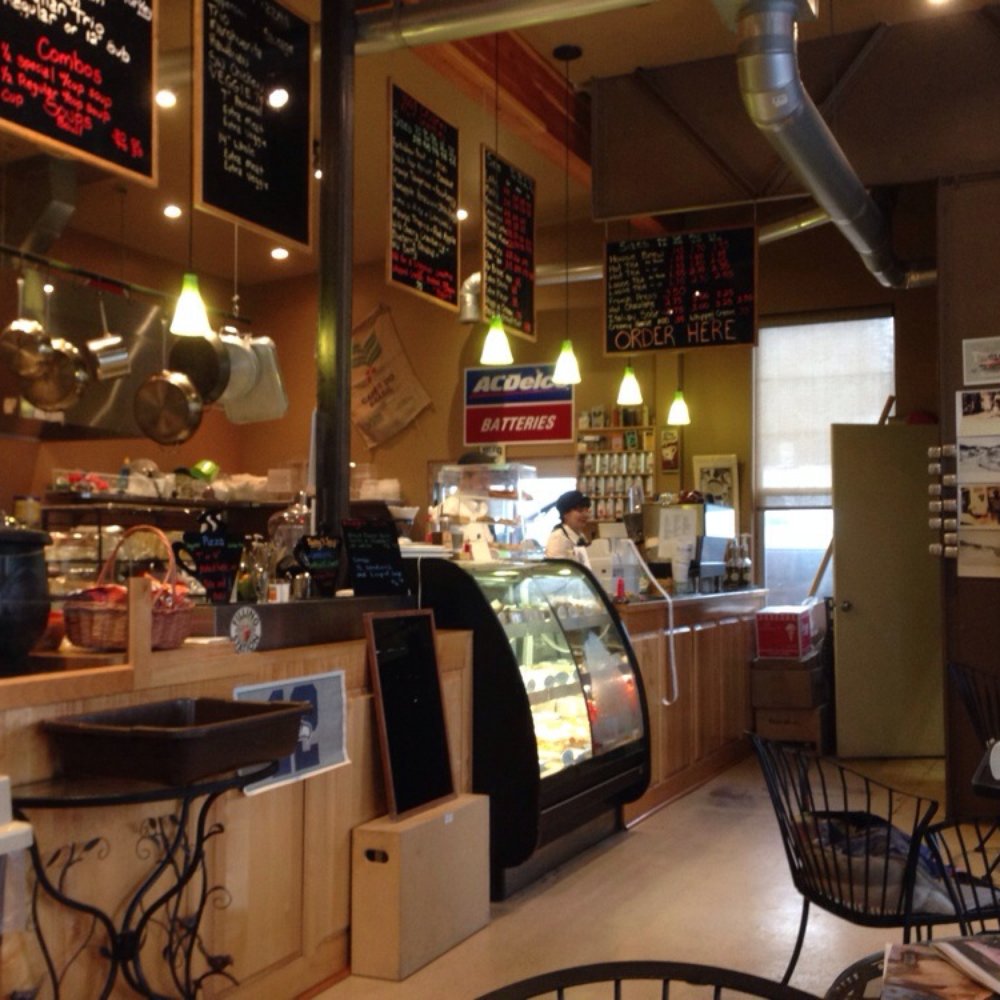 The Filling Station - Inside counter - Coffee & Tea Near Me - Troy, Idaho The Filling Station - Inside counter - Coffee & Tea Near Me - Troy, Idaho