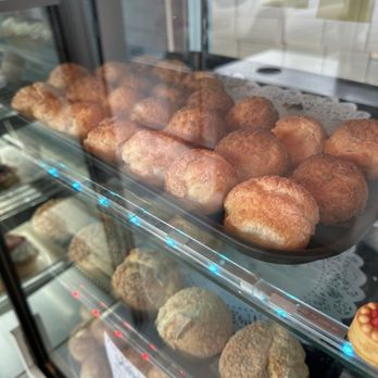 Tasty Doux - Cream Puffs - Bakeries Near Me - Kent, Washington Tasty Doux - Cream Puffs - Bakeries Near Me - Kent, Washington