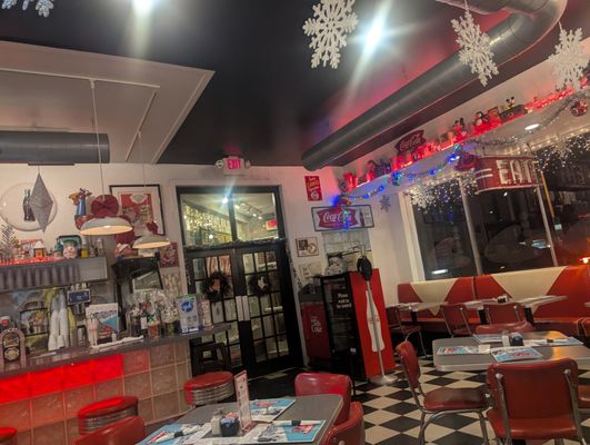 Cafe Manhattan by null