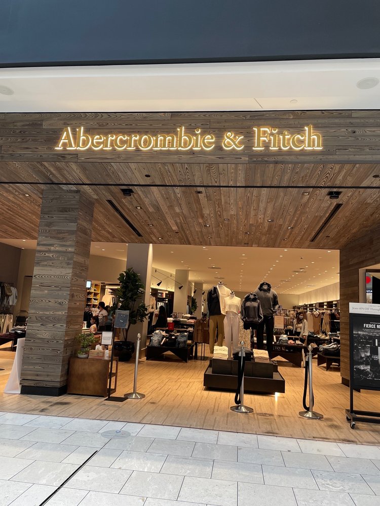 ABERCROMBIE & FITCH Updated October 2024 27 Photos & 67 Reviews