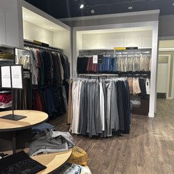 Banana Republic Factory Store