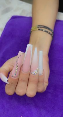 Long Nails - Long nails Long Nails - Long nails