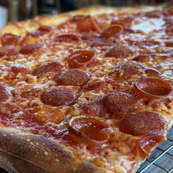 Andy's Pizza - Fairfax - Large pepperoni - Pizza Near Me - Fairfax, Virginia Andy's Pizza - Fairfax - Large pepperoni - Pizza Near Me - Fairfax, Virginia