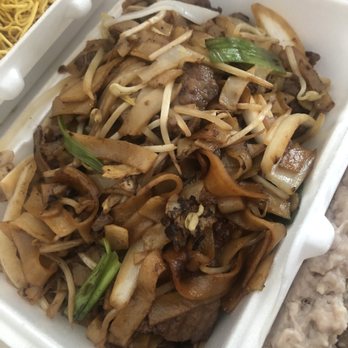 Wei's Kitchen - Beef & Rice Noodles - Chinese Near Me - Markham, Ontario