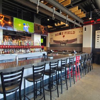 The Rail - Grandview Heights - Interior - Burgers Near Me - Columbus, Ohio