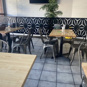 Momo Factory - Himalayan/Nepalese Near Me - Chicago, Illinois