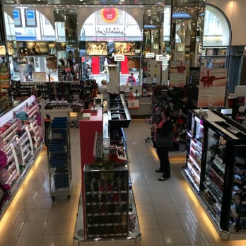 Müller - Drugstores Near Me - Kassel, HE
