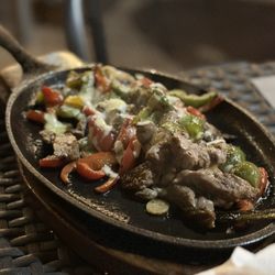 Eddie's Place - Eddie's fajitas - steak
