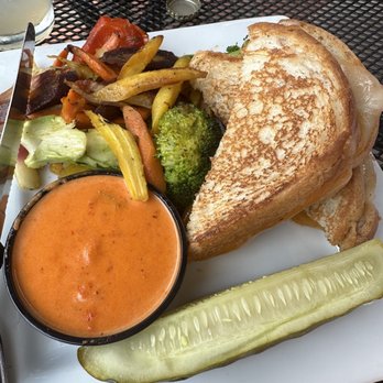 Rockafella's Restaurant - Sundried Tomato Pesto Grilled Cheese - American Near Me - Salem, Massachusetts