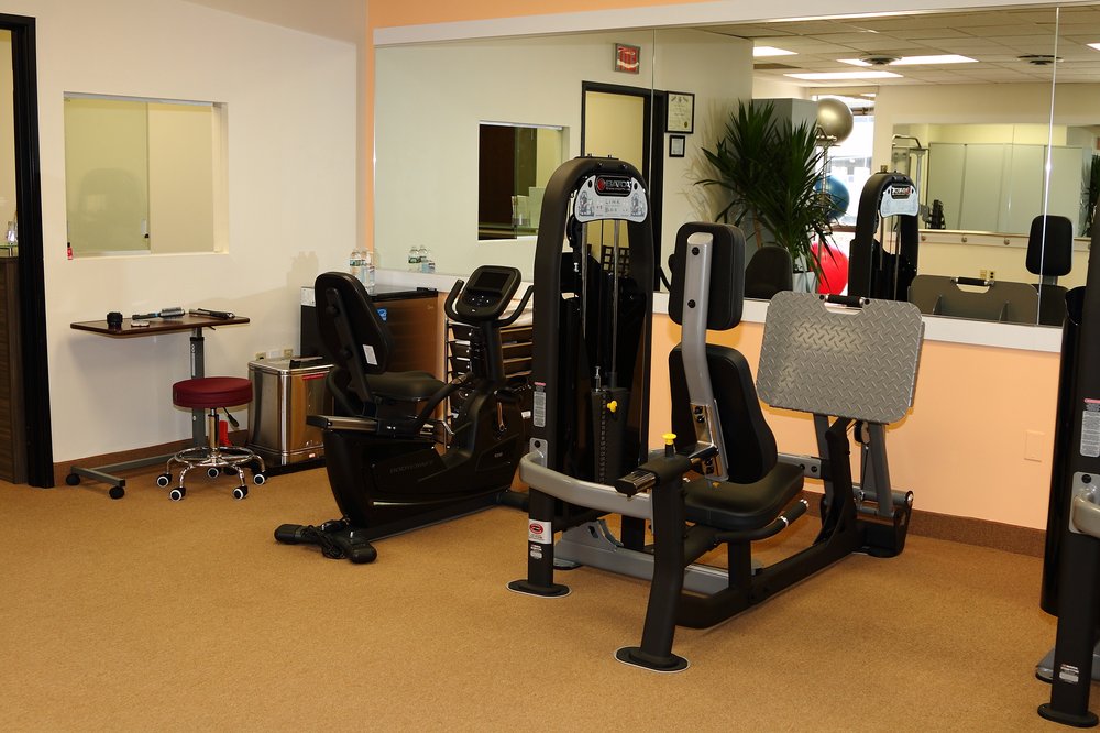 I HEALTH PHYSICAL THERAPY Updated September 2024 60 Court St