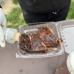 Smoke Break BBQ - Half rack w honey chipotle sauce applied
