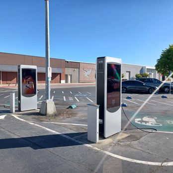 Southland Mall - Tons of open free chargers - Shopping Centers Near Me - Hayward, California Southland Mall - Tons of open free chargers - Shopping Centers Near Me - Hayward, California