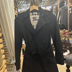 Royal Resale Boutique