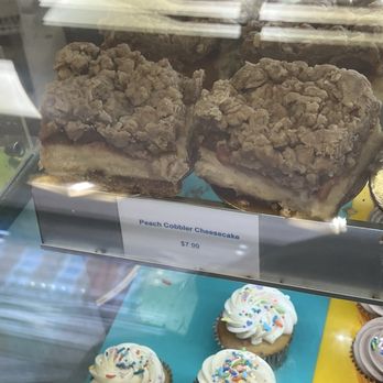 Butterly Bakeshop - This is supposed to be a cheesecake . Looks quite dry and unappetizing . - Custom Cakes Near Me - Brooklyn, New York Butterly Bakeshop - This is supposed to be a cheesecake . Looks quite dry and unappetizing . - Custom Cakes Near Me - Brooklyn, New York