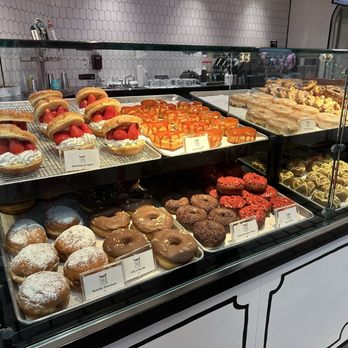 Donut Bar & Bakery - Donut display - Breakfast & Brunch Near Me - San Diego, California Donut Bar & Bakery - Donut display - Breakfast & Brunch Near Me - San Diego, California