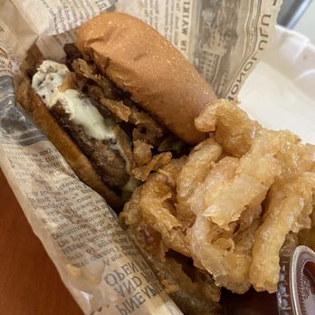 Del-icious Burgers - Paniolo burger with onion strings - Food Trucks Near Me - Mililani, Hawaii Del-icious Burgers - Paniolo burger with onion strings - Food Trucks Near Me - Mililani, Hawaii
