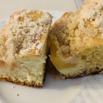 Flair Restaurant & Bar - Apple crumb cake - delicious! - New American Near Me - Southington, Connecticut Flair Restaurant & Bar - Apple crumb cake - delicious! - New American Near Me - Southington, Connecticut