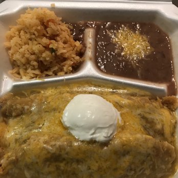 Mama Sol Cafe - Smothered tamale platter - Mexican Near Me - Littleton, Colorado