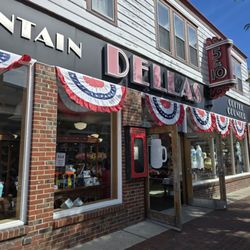 Dellas 5 & 10