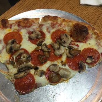 Rock'n Dough - Pepperoni mushroom. Those mushrooms are not canned. They is good! - Pizza Near Me - Jackson, Tennessee Rock'n Dough - Pepperoni mushroom. Those mushrooms are not canned. They is good! - Pizza Near Me - Jackson, Tennessee