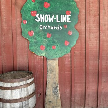 Snow-Line Orchard - Cute sign - Fruits & Veggies Near Me - Oak Glen, California Snow-Line Orchard - Cute sign - Fruits & Veggies Near Me - Oak Glen, California