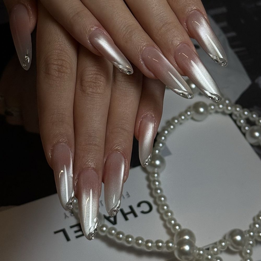 Beauty Gathering - The newest cat eye with extensions and diamonds - Nail Salons Near Me - Cupertino, California Beauty Gathering - The newest cat eye with extensions and diamonds - Nail Salons Near Me - Cupertino, California