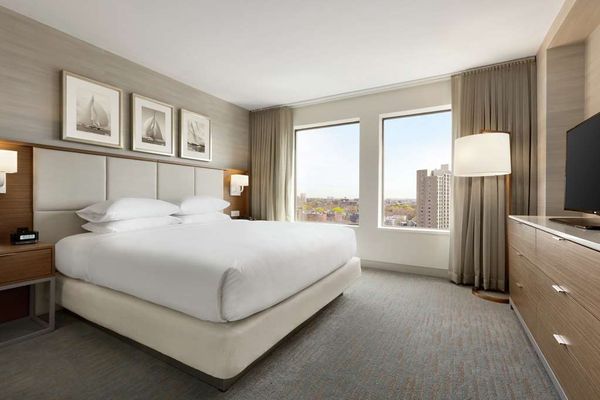 DoubleTree Suites by Hilton Hotel Boston - Cambridge by null