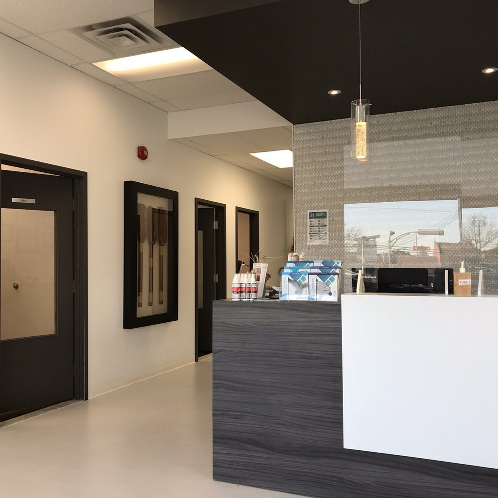 PiedRéseau - View from waiting area - Podiatrists Near Me - Kirkland, Quebec PiedRéseau - View from waiting area - Podiatrists Near Me - Kirkland, Quebec