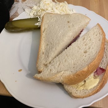 Caffé Internazionale - Pastrami - Tapas/Small Plates Near Me - Liège, WLG