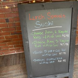 Chen's Family Dish - Lunch Specials still on the board at 4:30.