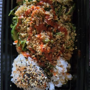 Poke Bar - Small potion. It's very small, barely a scoop of rice. - Sushi Bars Near Me - Los Angeles, California Poke Bar - Small potion. It's very small, barely a scoop of rice. - Sushi Bars Near Me - Los Angeles, California