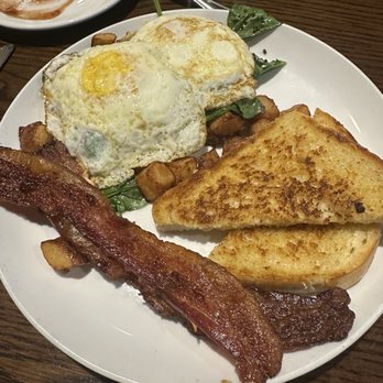 The Woodbury - New American Near Me - Columbus, Ohio