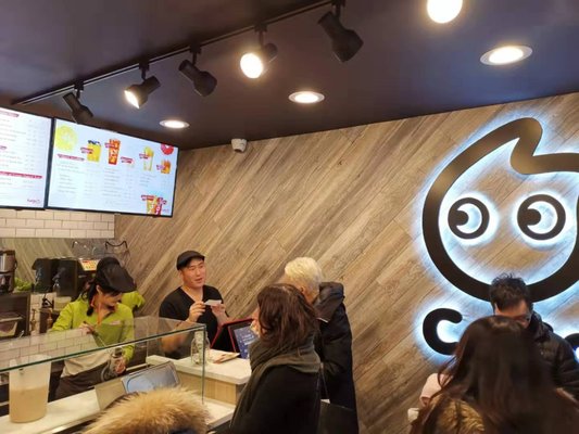 CoCo Fresh Tea & Juice by null