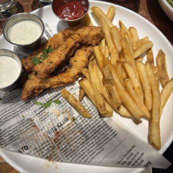 City Works - CHICKEN & CHIPS (Coleslaw at top of photo) - American Near Me - Pittsburgh, Pennsylvania City Works - CHICKEN & CHIPS (Coleslaw at top of photo) - American Near Me - Pittsburgh, Pennsylvania