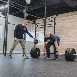 Learn to weightlift