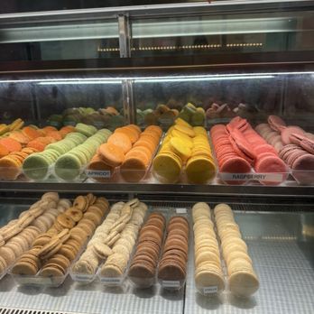 Praline Bakery - Bakeries Near Me - Washington, DC, District of Columbia