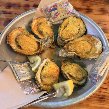 Kelly's Half Shell Pub - Irish Pub Near Me - Crystal River, Florida
