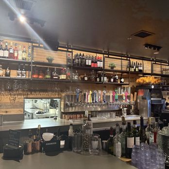 Kaldi’s Social House - Bar - Breakfast & Brunch Near Me - Arlington, Virginia