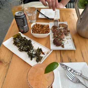 Sweet Pea's Cafe - Cafes Near Me - Bar Harbor, Maine