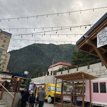 Deckhand Dave's Fish Tacos - Deckhand Dave's! Let's Go! - Food Trucks Near Me - Juneau, Alaska Deckhand Dave's Fish Tacos - Deckhand Dave's! Let's Go! - Food Trucks Near Me - Juneau, Alaska