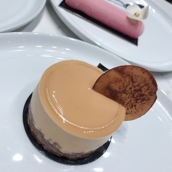 Patisserie Fleur - Patisserie/Cake Shop Near Me - Markham, Ontario Patisserie Fleur - Patisserie/Cake Shop Near Me - Markham, Ontario