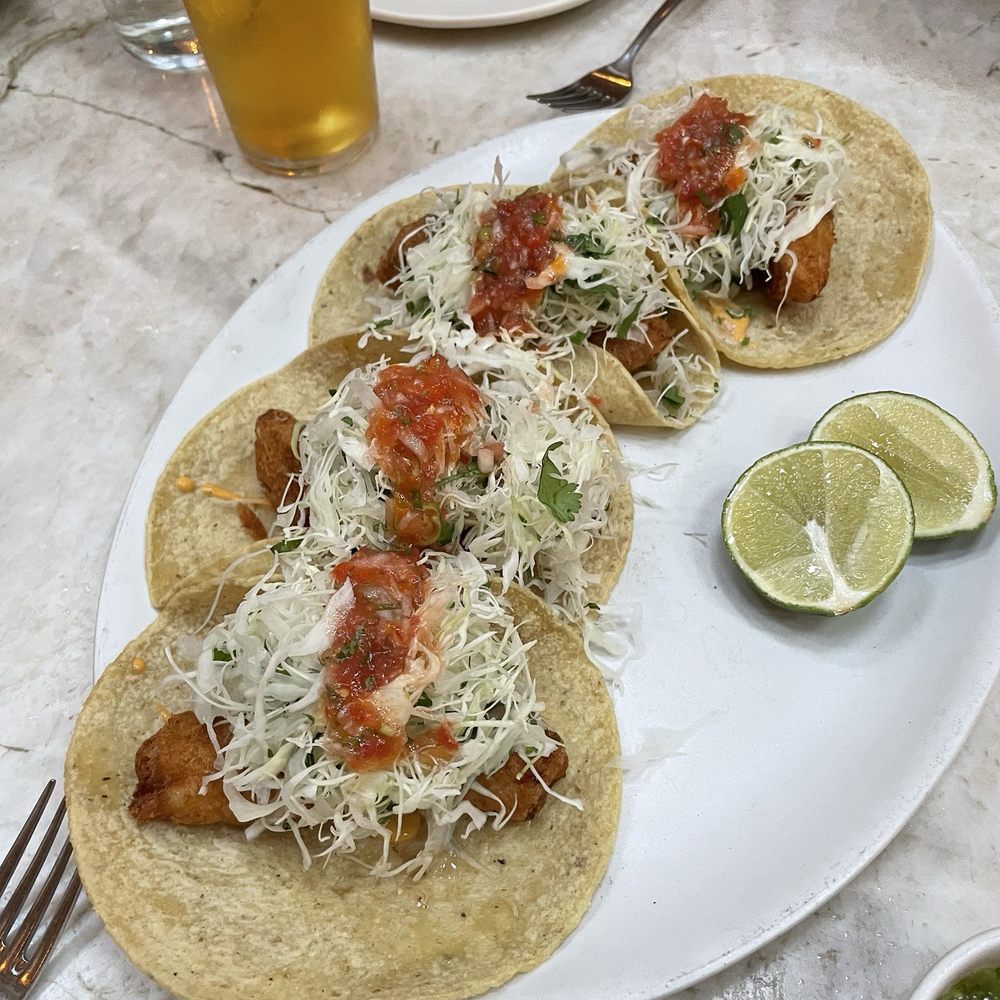 Este - Fish tacos - Seafood Near Me - Austin, Texas Este - Fish tacos - Seafood Near Me - Austin, Texas